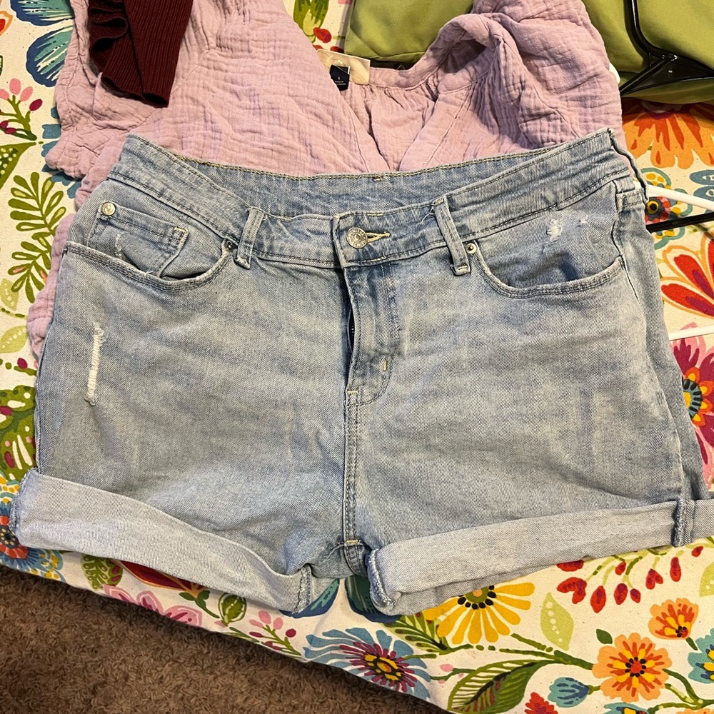 Women's Light Blue Denim Shorts